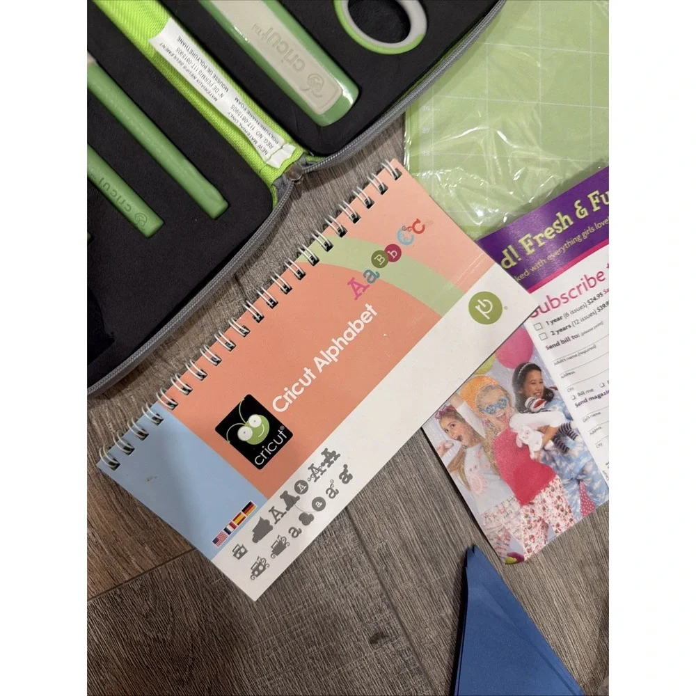 Cricut Expression 2 Cutting Machine in Original Box, and Lots Of Extras